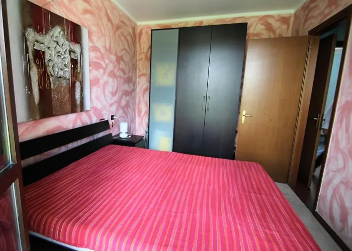 Blue Lagoon By Interhome 公寓